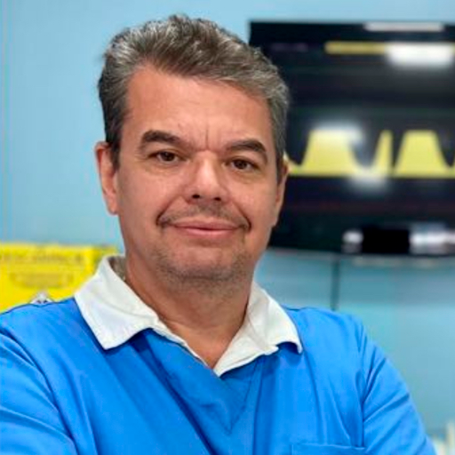 Dr. Marcelo Henrique Puls da Silveira