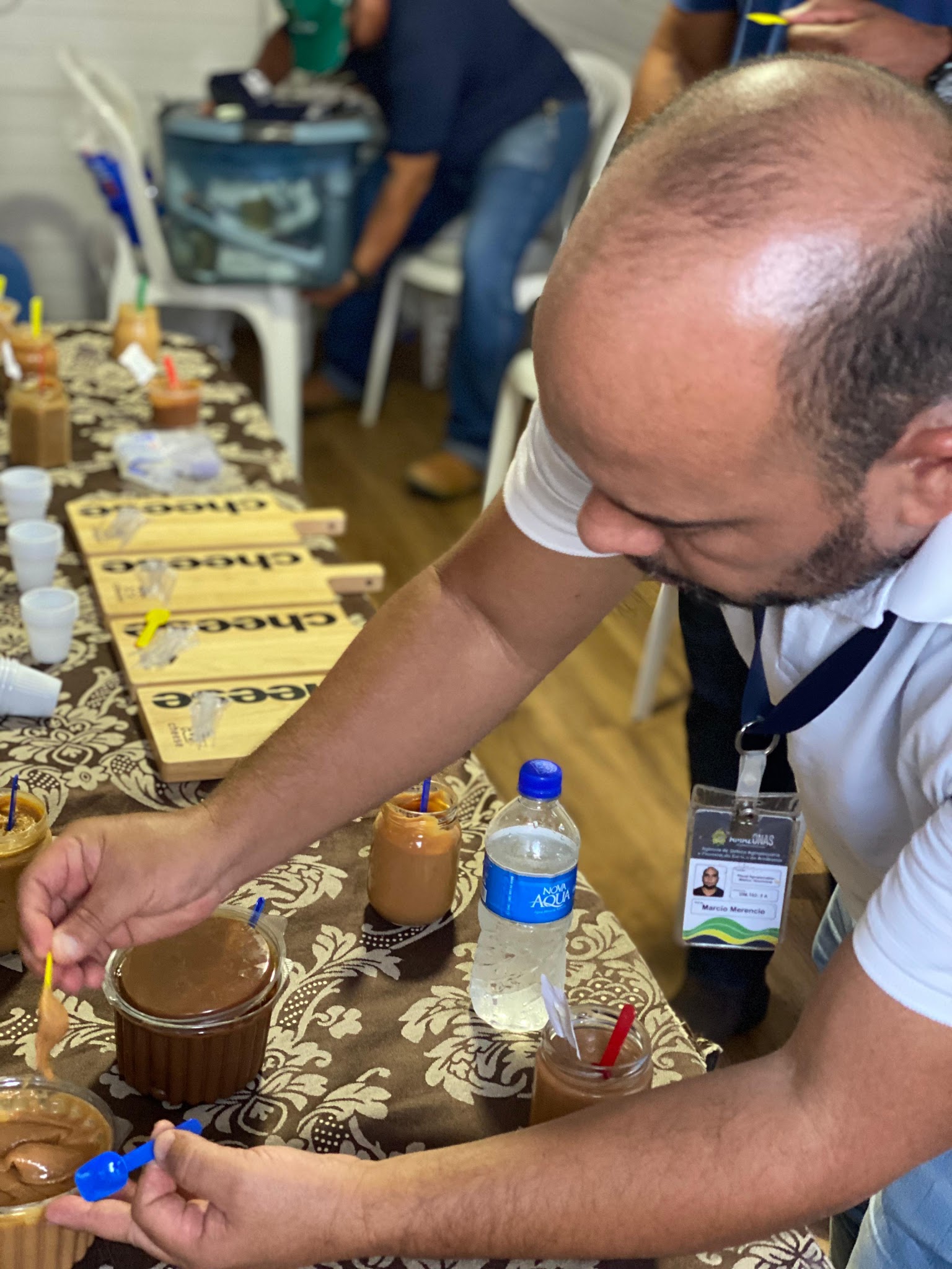 Julgamento de derivados do leite na Expomanaca 2025